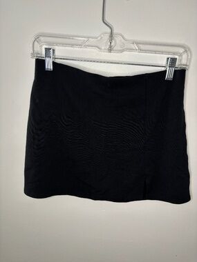 American Eagle Soft Black Skort Size S